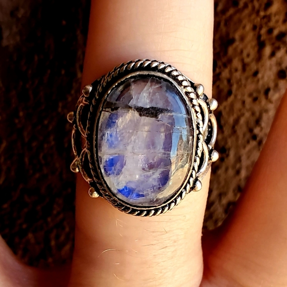 New Rare Purple Labradorite Silver Ring. - Picture 12 of 16